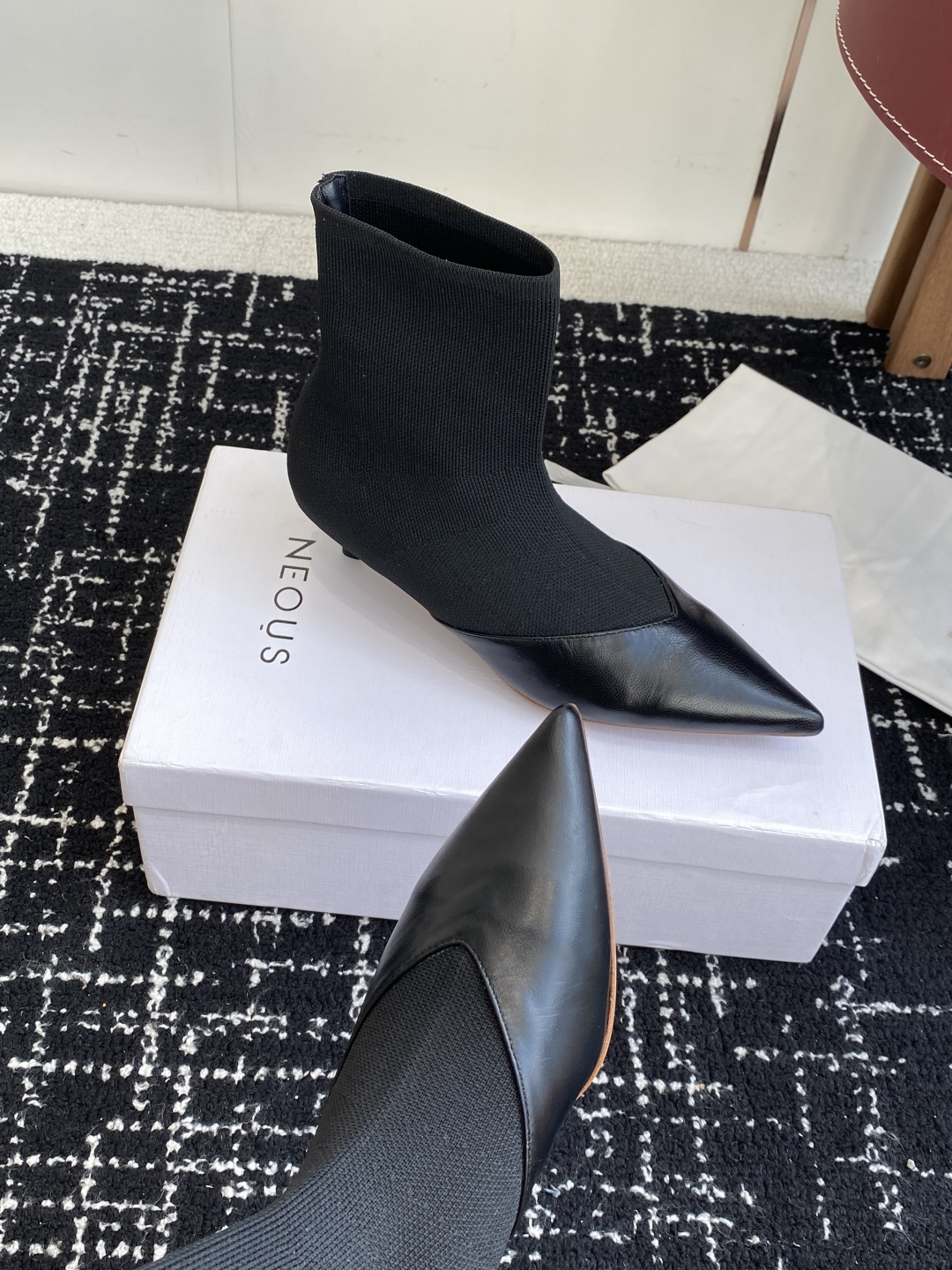 代购级NEOUS小众 秋冬系列 细跟 跟袜靴 原版开发 经典就是经典 好看就是好看材质:整个鞋面1:1复
