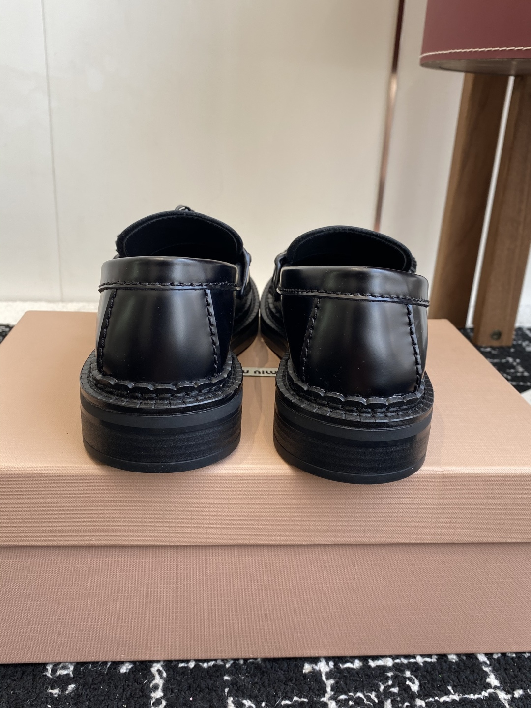 代购级Miu Miu 25ss秋冬款 独家爆款 流苏款 乐福鞋这季度的miu简直都太绝了 全系列陆续开始