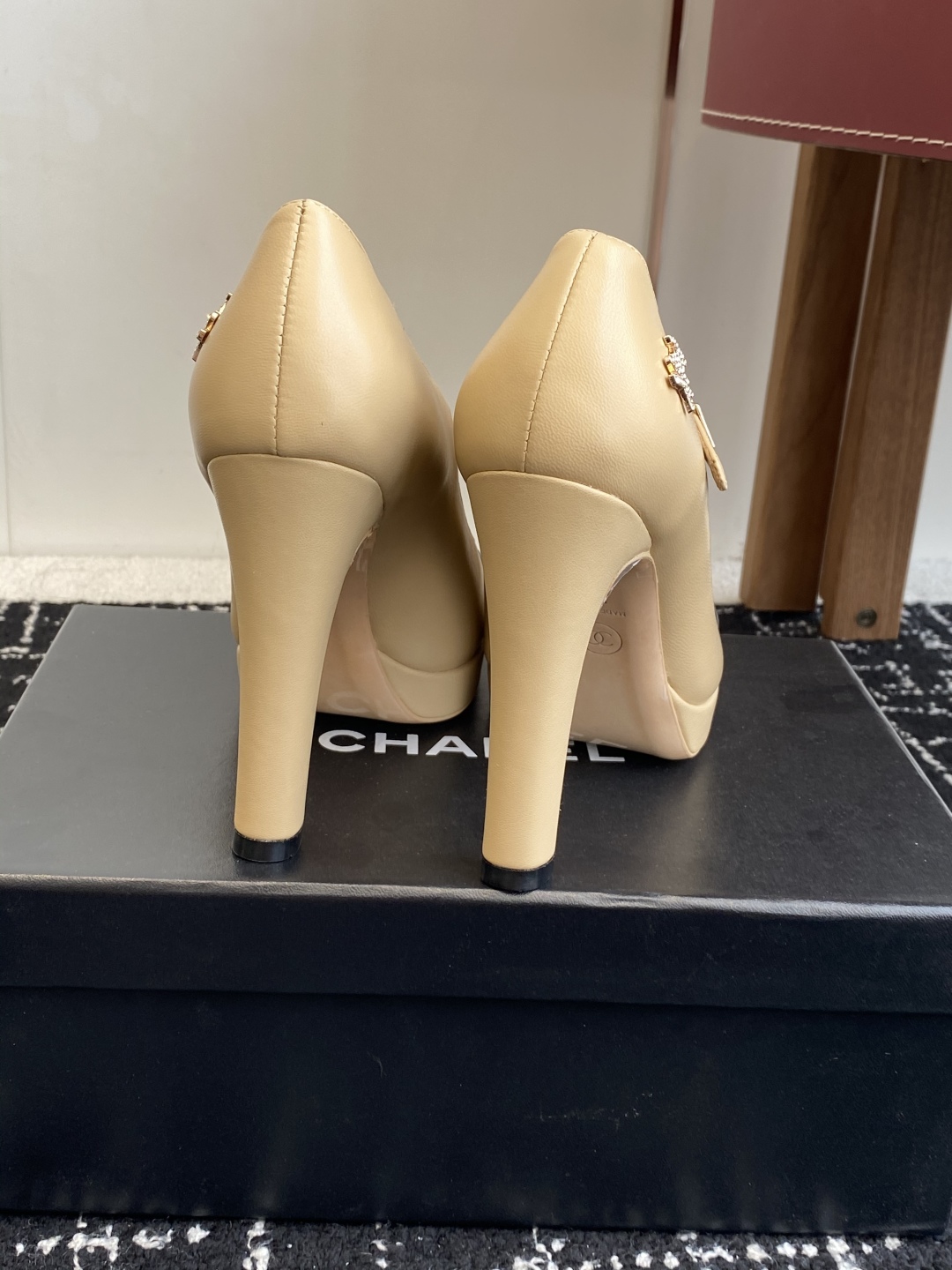 代购级Chanel 小香 25ss最新走秀时装 水台高跟鞋 顶级品质轻奢而不累脚、上脚可随意搭配春夏的服