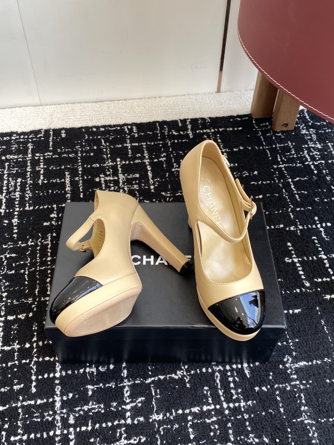 代购级Chanel 小香 25ss最新走秀时装 水台高跟鞋 顶级品质轻奢而不累脚、上脚可随意搭配春夏的服
