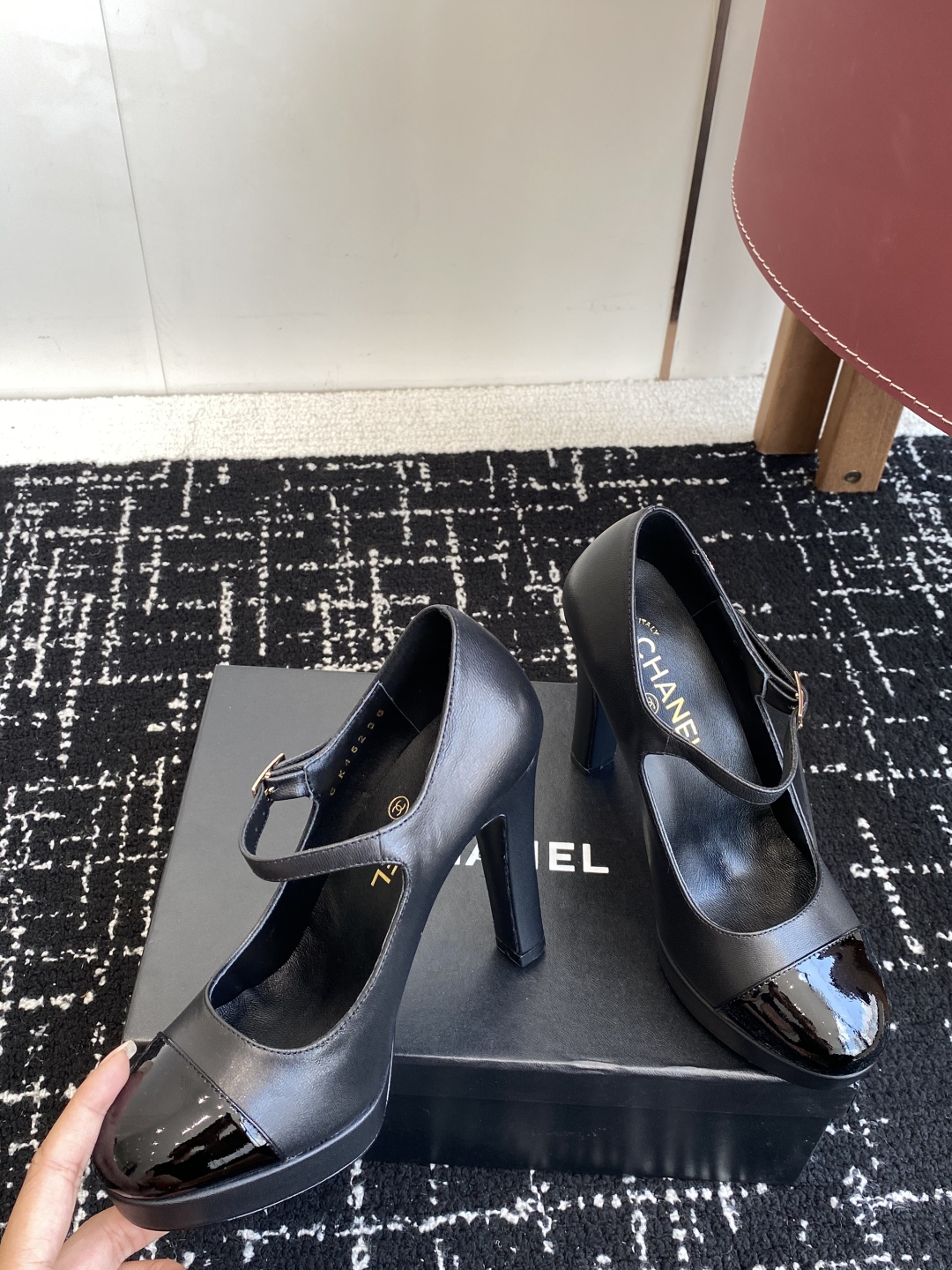 代购级Chanel 小香 25ss最新走秀时装 水台高跟鞋 顶级品质轻奢而不累脚、上脚可随意搭配春夏的服