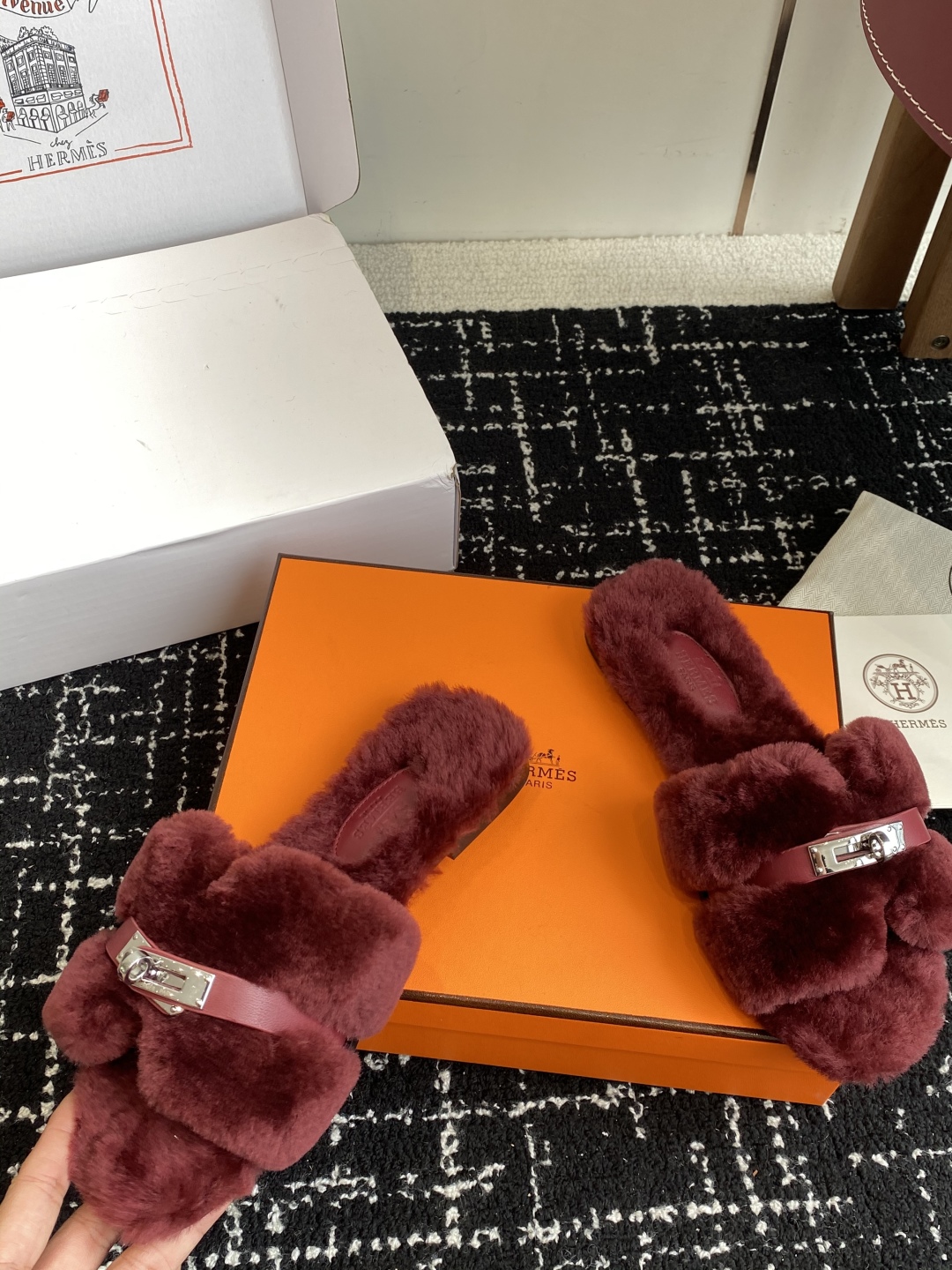 东莞代购级（⚠️官网同步✈️盒包装）爱马仕Hermes 25ss 泰迪毛拖，各大网咖主推款，顶级品质蓬松