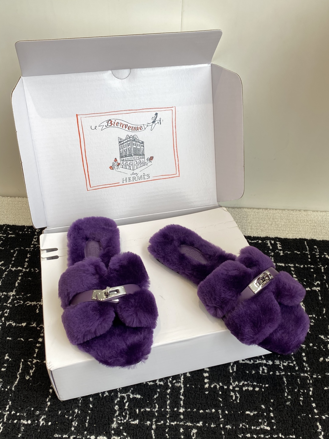 东莞代购级（⚠️官网同步✈️盒包装）爱马仕Hermes 25ss 泰迪毛拖，各大网咖主推款，顶级品质蓬松