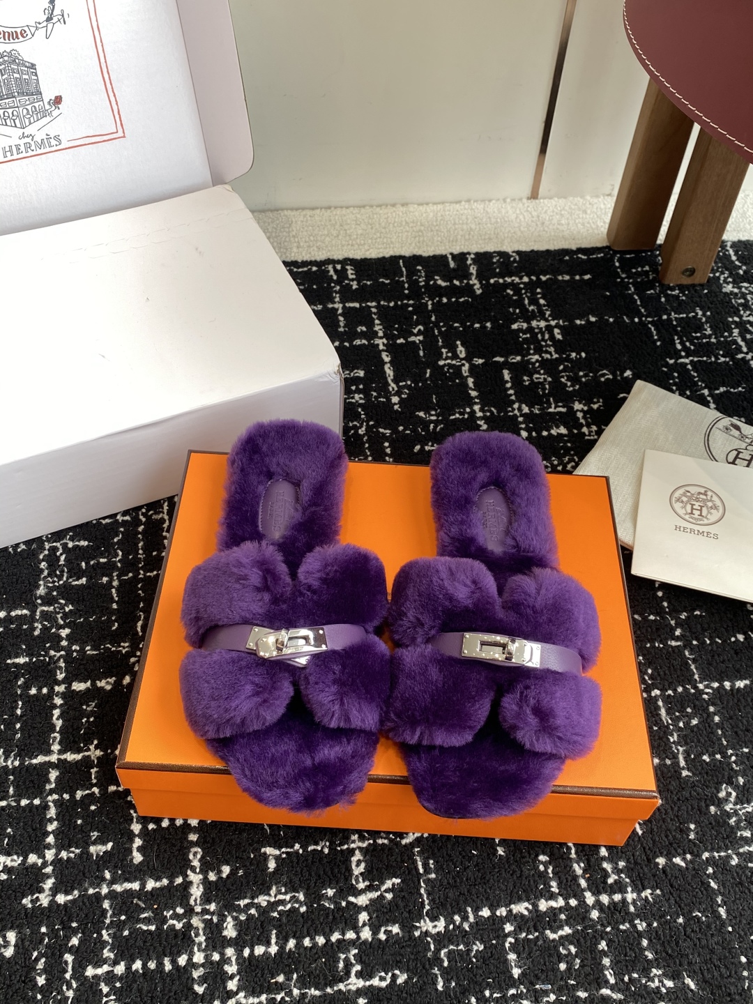 东莞代购级（⚠️官网同步✈️盒包装）爱马仕Hermes 25ss 泰迪毛拖，各大网咖主推款，顶级品质蓬松
