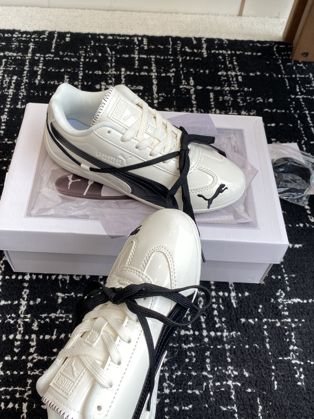 代购级Rose x Puma Speedcat 联名款 极速赛车系列彪马低帮生活休闲鞋 时尚与运动的完美
