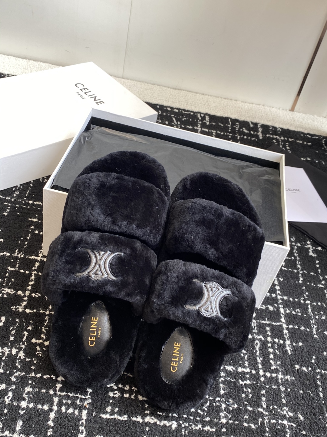 Celine 25SS New Winter Lambswool Slippers - Cozy & Luxurious 5 cmp i1757435009469 8979 0 3