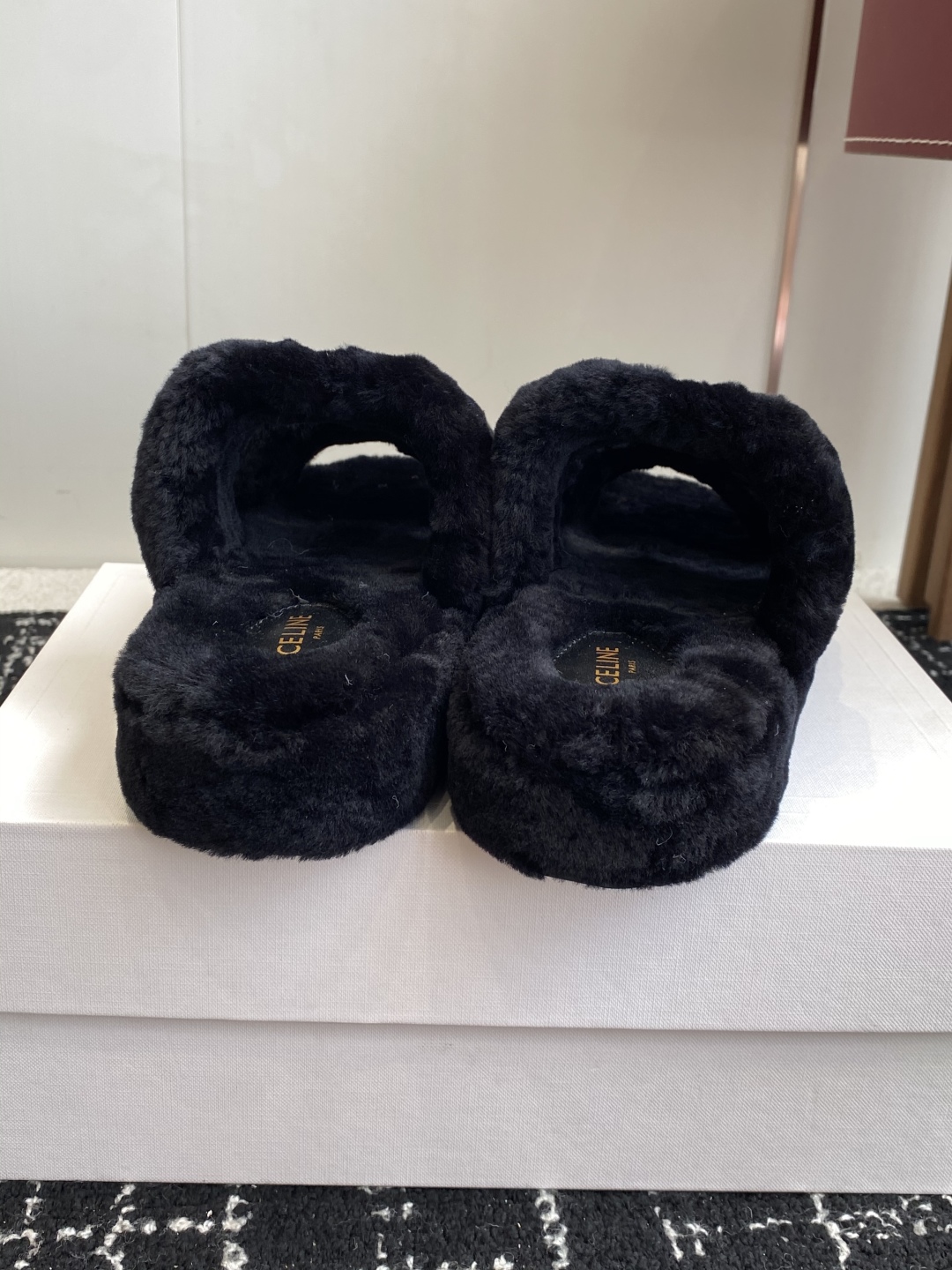 Celine 25SS New Winter Lambswool Slippers - Cozy & Luxurious 9 cmp i1757435017046 3134 0 7