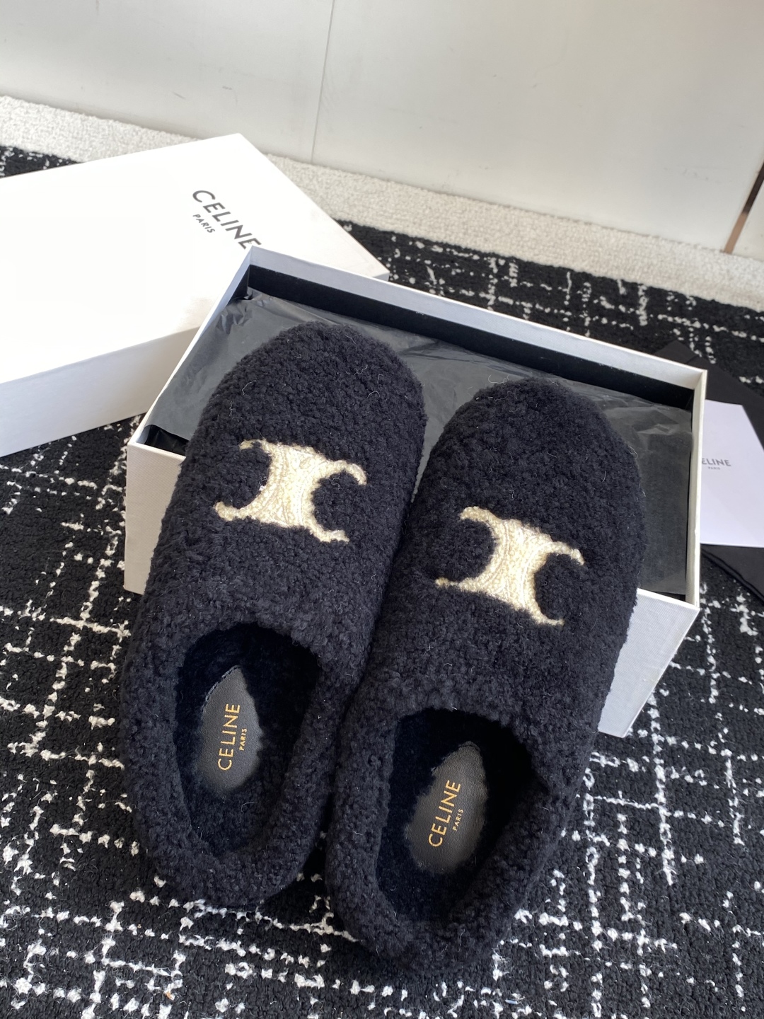Celine 25SS New Winter Lambswool Slippers - Cozy & Chic 5 cmp i1757435317708 170 0 3
