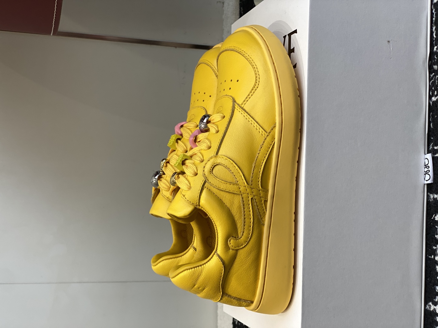 代购级LOEWE 罗意威 25ss秋冬 情侣款 新款Jambo板鞋绑带复古英伦风小白鞋休闲鞋 市场高品质