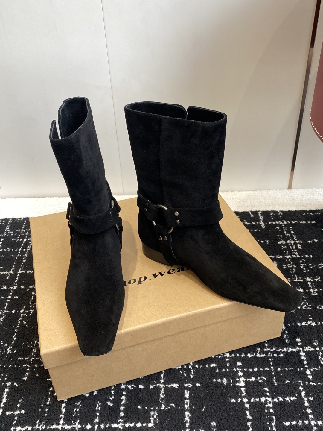 代购级韩国 shop weare 25ss 小方头短靴鞋面高丝光小牛麂皮 小牛皮，内里水染牛皮，意大利真