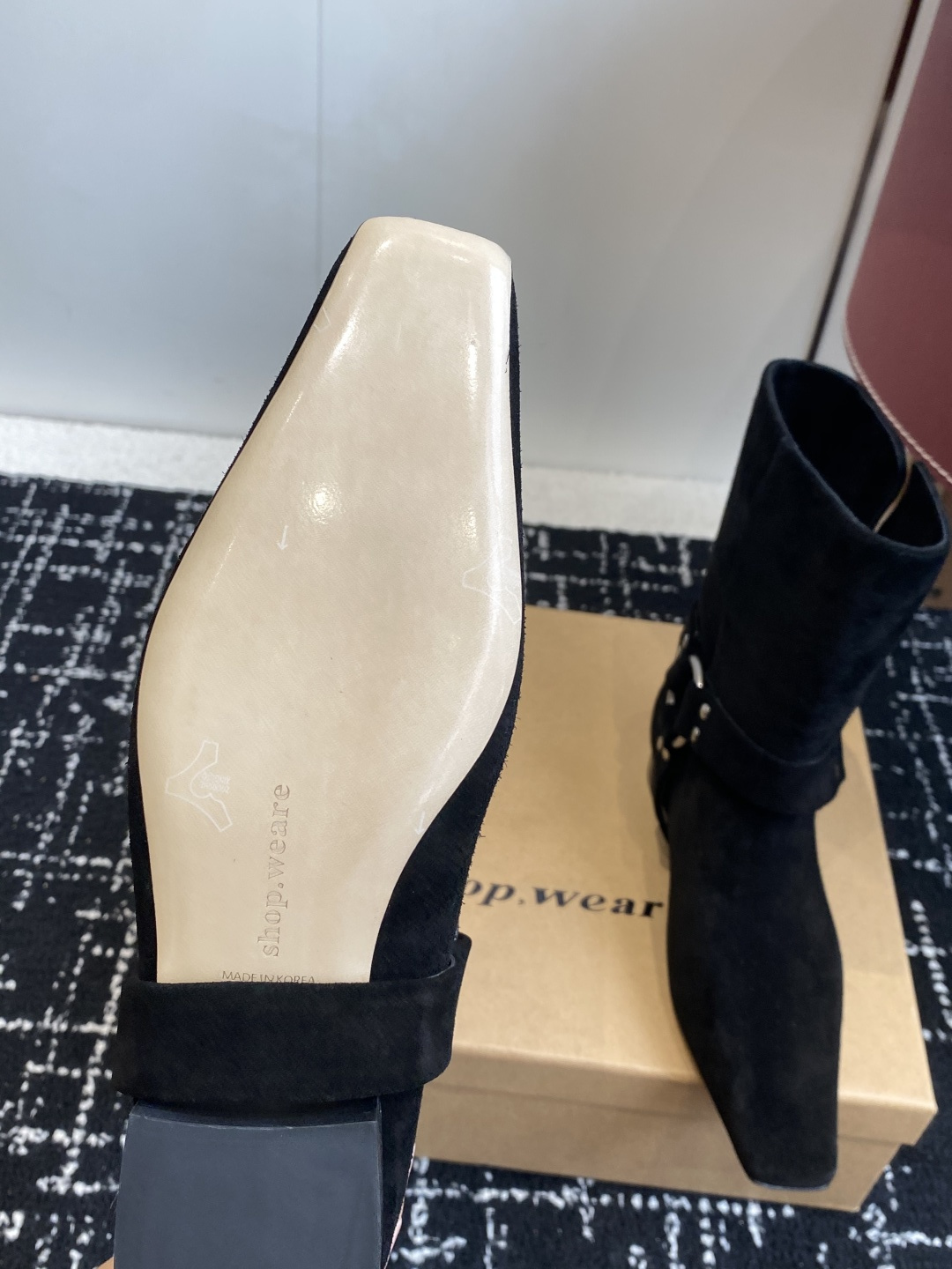 代购级韩国 shop weare 25ss 小方头短靴鞋面高丝光小牛麂皮 小牛皮，内里水染牛皮，意大利真