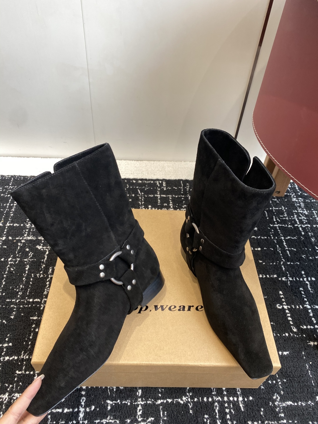 代购级韩国 shop weare 25ss 小方头短靴鞋面高丝光小牛麂皮 小牛皮，内里水染牛皮，意大利真