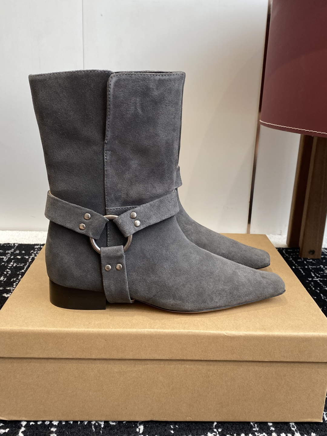 代购级韩国 shop weare 25ss 小方头短靴鞋面高丝光小牛麂皮 小牛皮，内里水染牛皮，意大利真