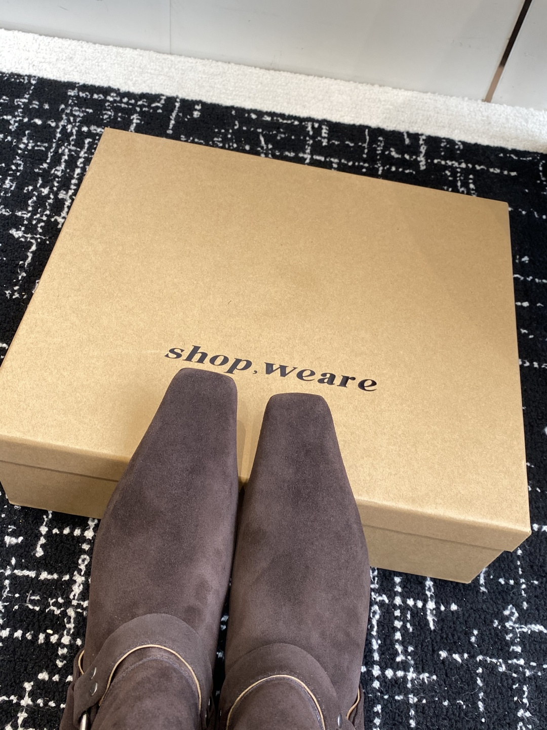 代购级韩国 shop weare 25ss 小方头短靴鞋面高丝光小牛麂皮 小牛皮，内里水染牛皮，意大利真