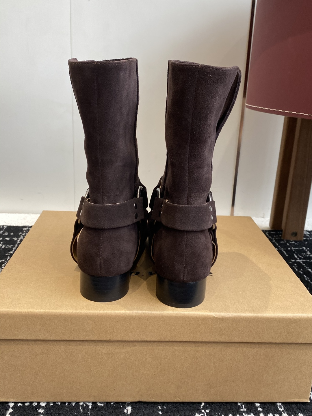 代购级韩国 shop weare 25ss 小方头短靴鞋面高丝光小牛麂皮 小牛皮，内里水染牛皮，意大利真