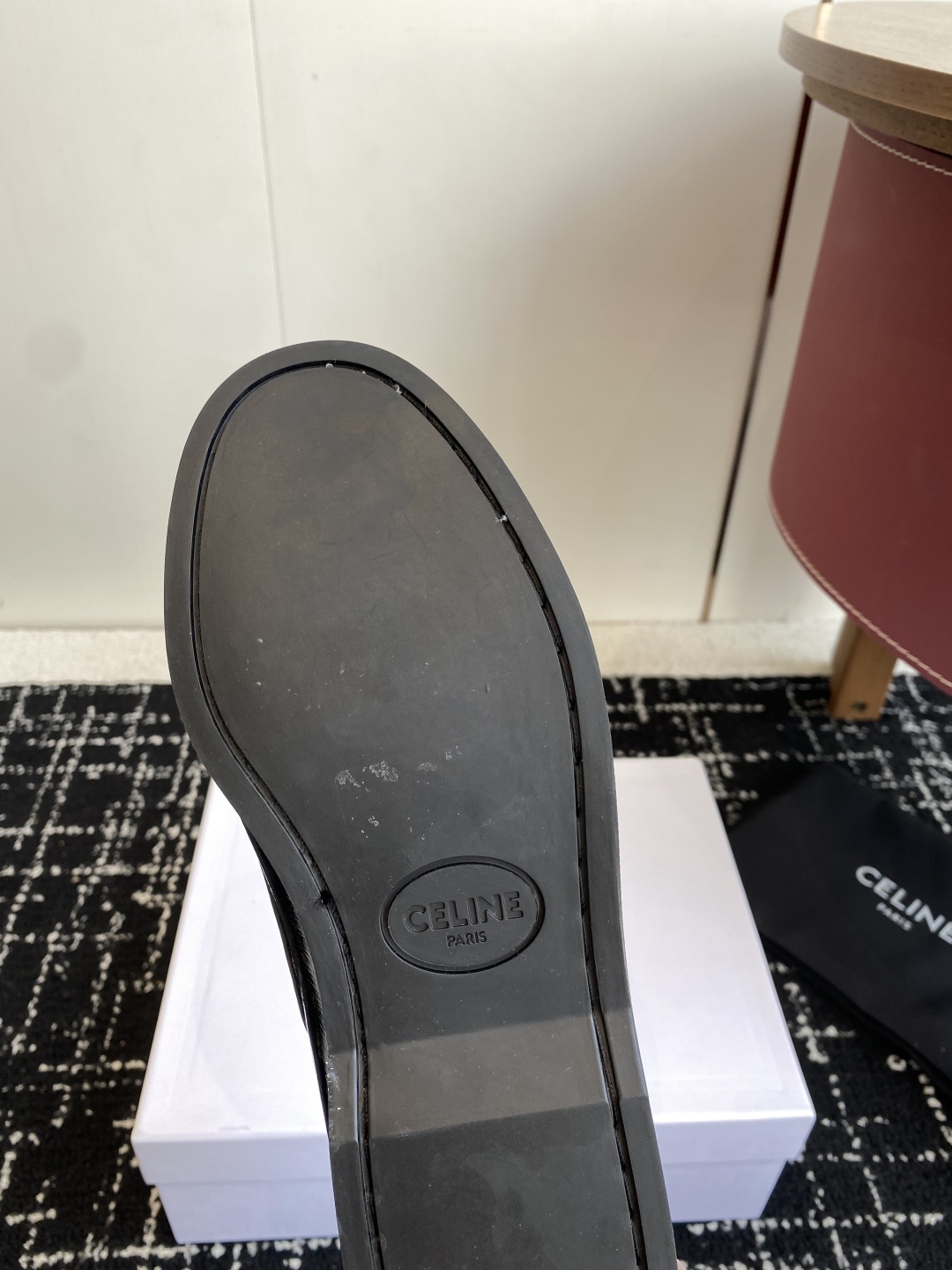 代购级Celine 25ss 新款 一脚蹬乐福鞋今年必须要入手一双celine乐福鞋 ,复古风经典款 超