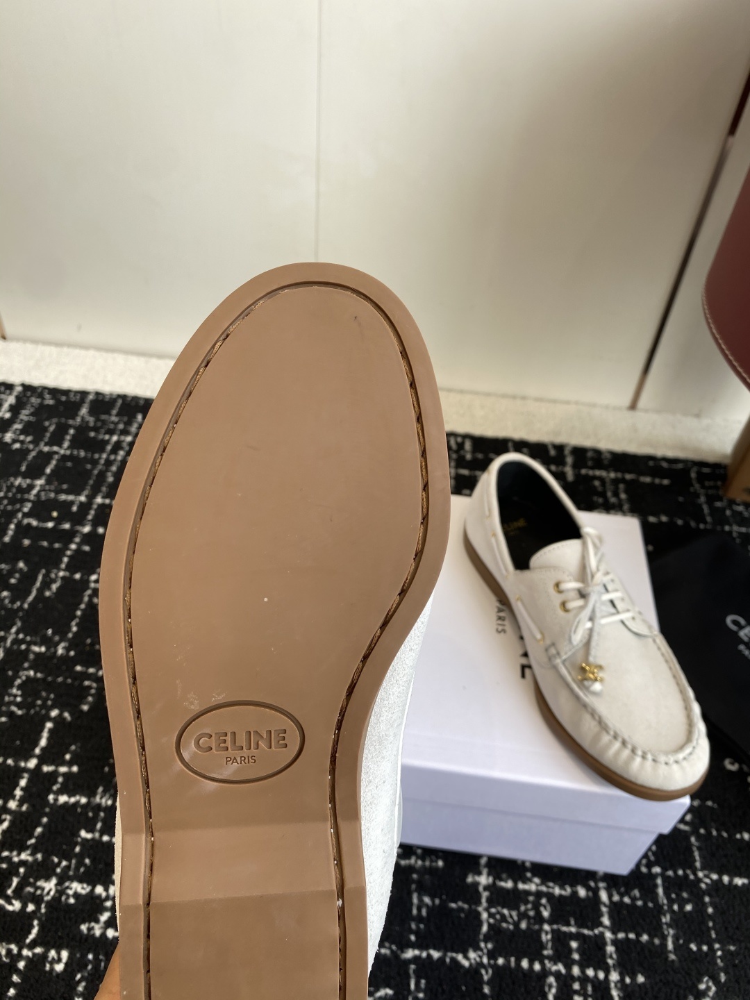 代购级Celine 25ss 新款 一脚蹬乐福鞋今年必须要入手一双celine乐福鞋 ,复古风经典款 超