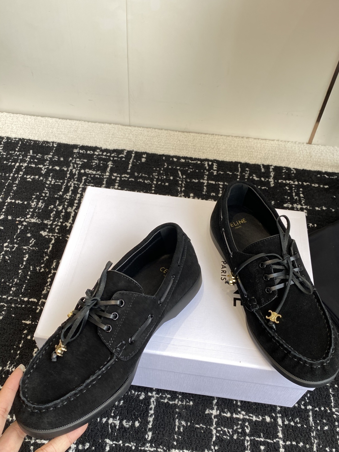 代购级Celine 25ss 新款 一脚蹬乐福鞋今年必须要入手一双celine乐福鞋 ,复古风经典款 超