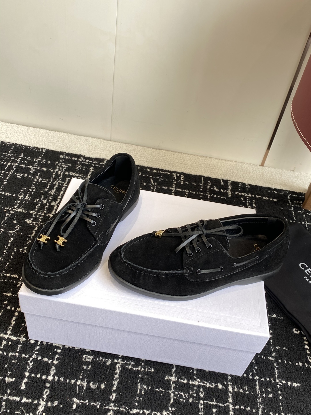 代购级Celine 25ss 新款 一脚蹬乐福鞋今年必须要入手一双celine乐福鞋 ,复古风经典款 超