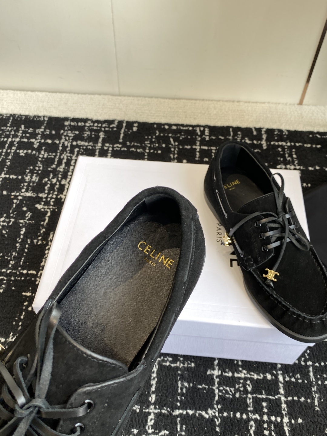 代购级Celine 25ss 新款 一脚蹬乐福鞋今年必须要入手一双celine乐福鞋 ,复古风经典款 超