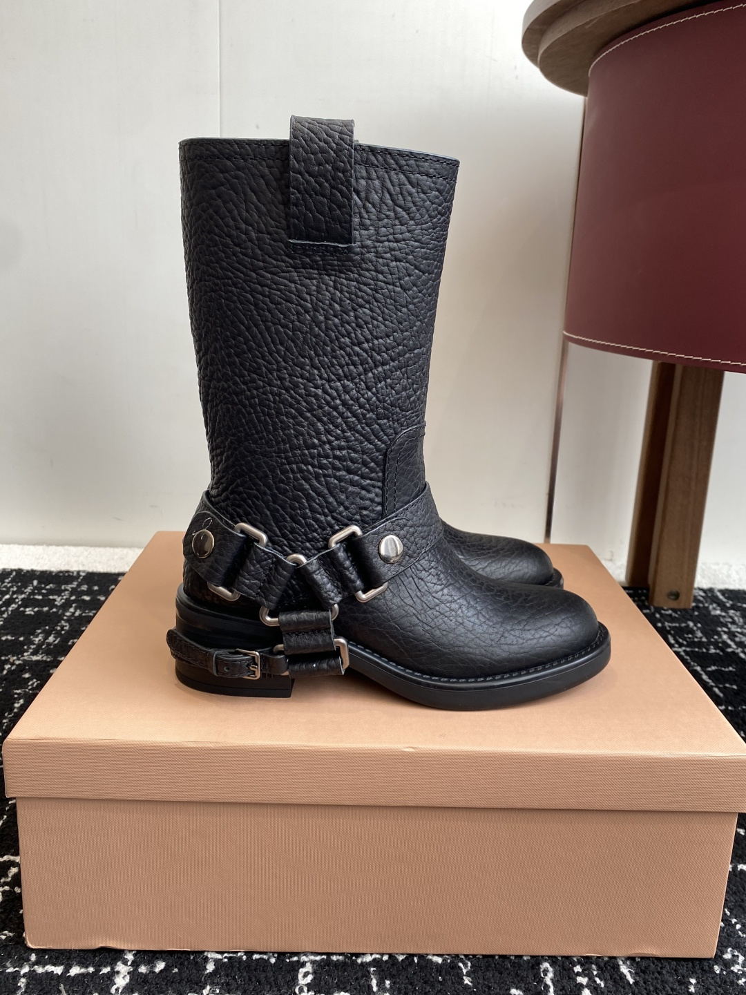 miu miu fw25 new arrival～ 缪缪 25ss 秋冬新款厚底 短靴 骑士靴简约鞋面点