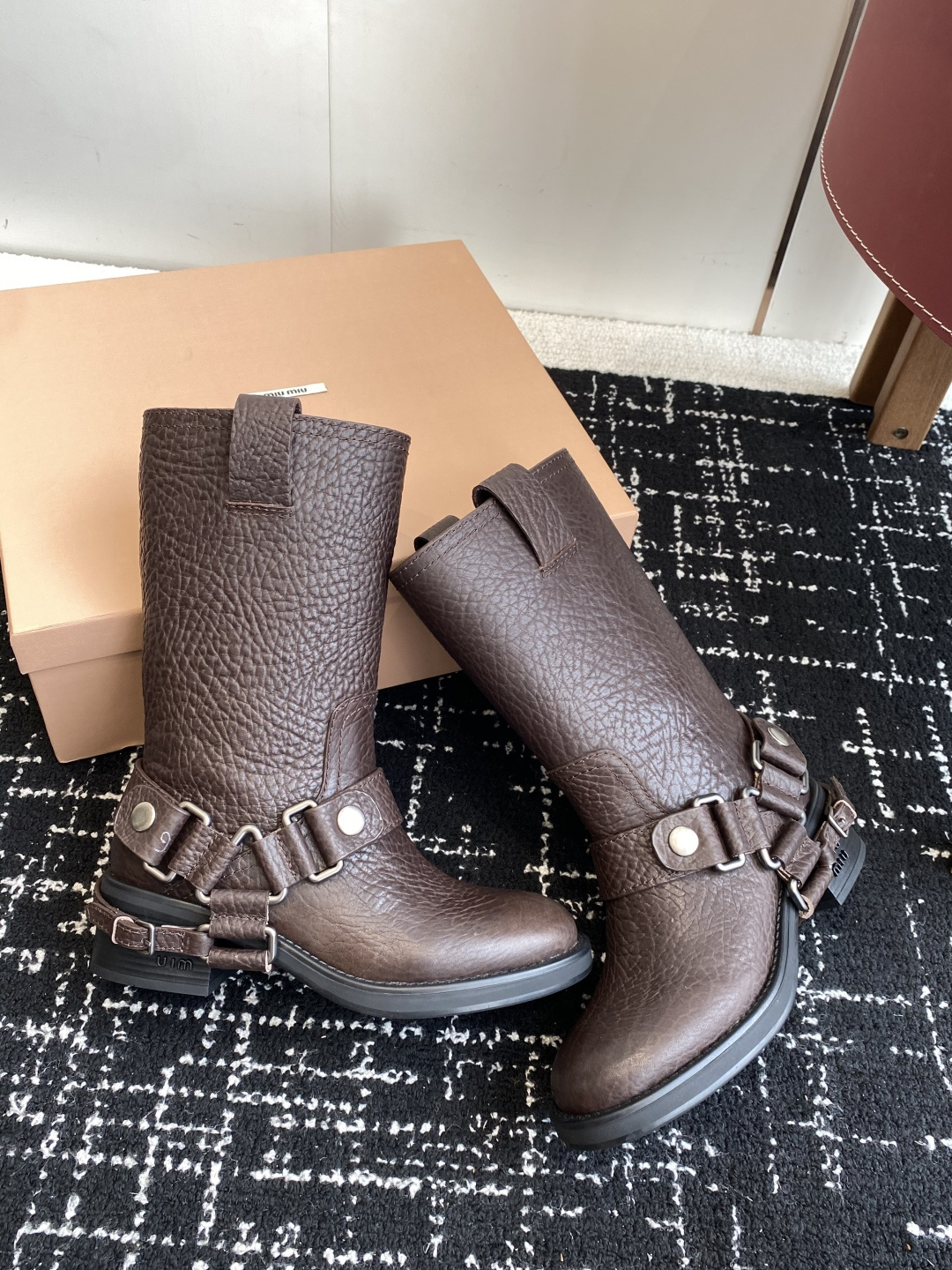 miu miu fw25 new arrival～ 缪缪 25ss 秋冬新款厚底 短靴 骑士靴简约鞋面点