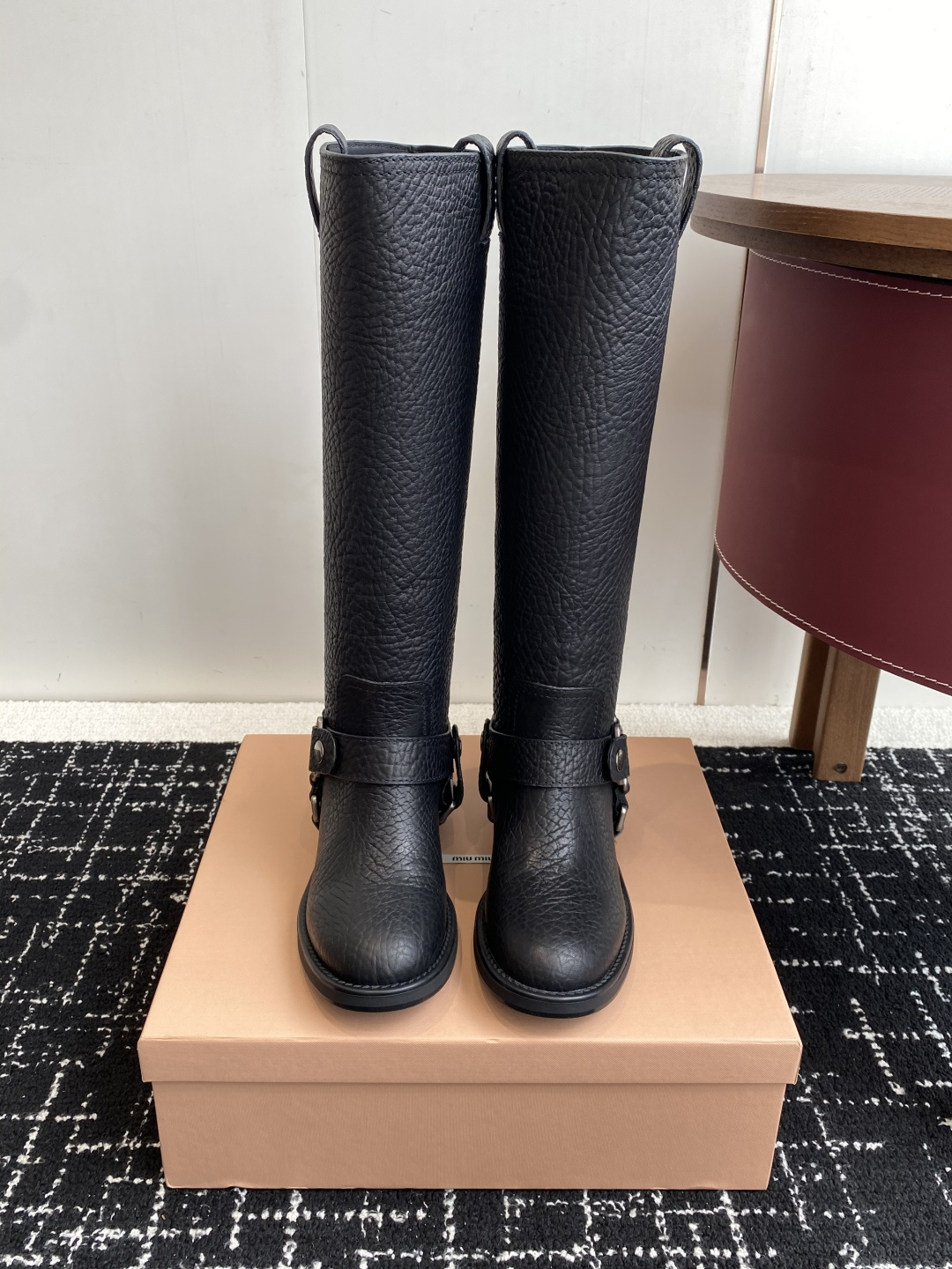 miu miu fw25 new arrival～ 缪缪 25ss 秋冬新款厚底 短靴 骑士靴简约鞋面点