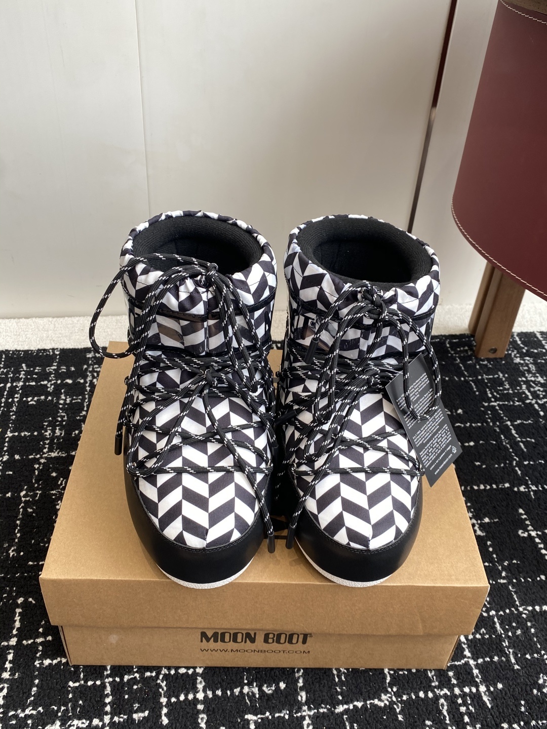 代购级Moon Boot2025vs秋冬最新款雪地靴系列……丑萌雪地短靴忘了UGG吧,时髦人都在穿Moo