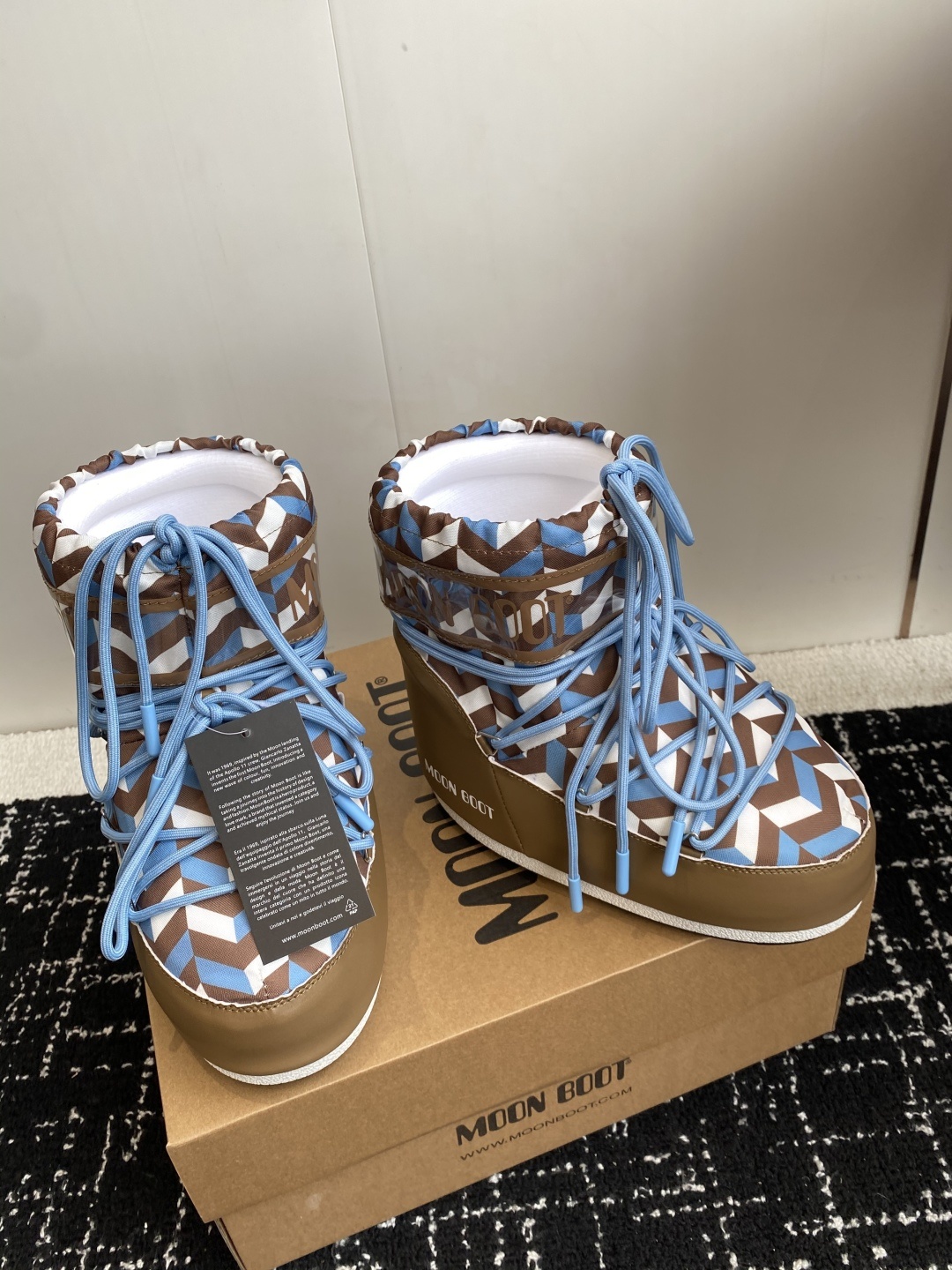 代购级Moon Boot2025vs秋冬最新款雪地靴系列……丑萌雪地短靴忘了UGG吧,时髦人都在穿Moo