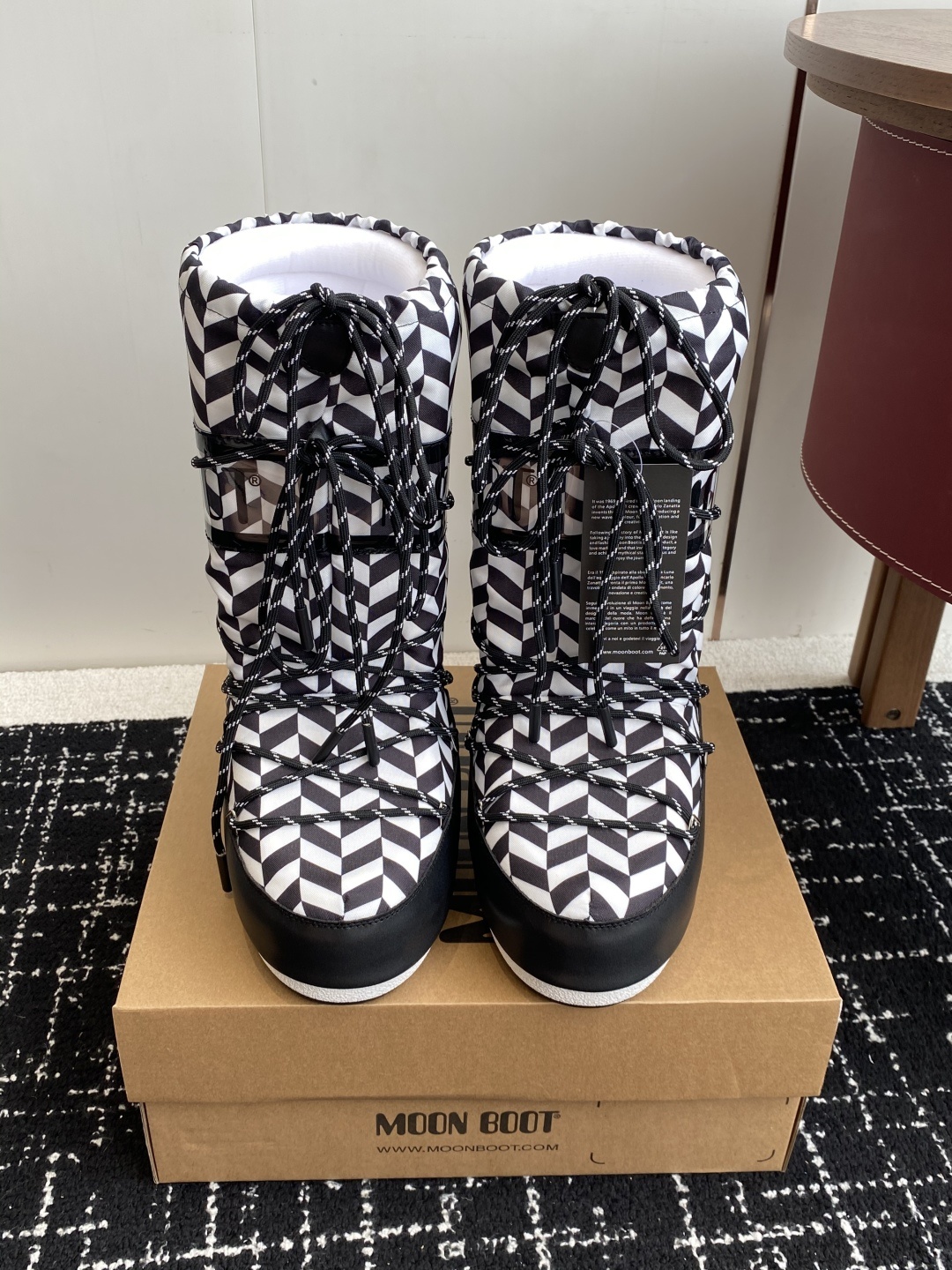 代购级Moon Boot2025vs秋冬最新款雪地靴系列……丑萌雪地短靴忘了UGG吧,时髦人都在穿Moo