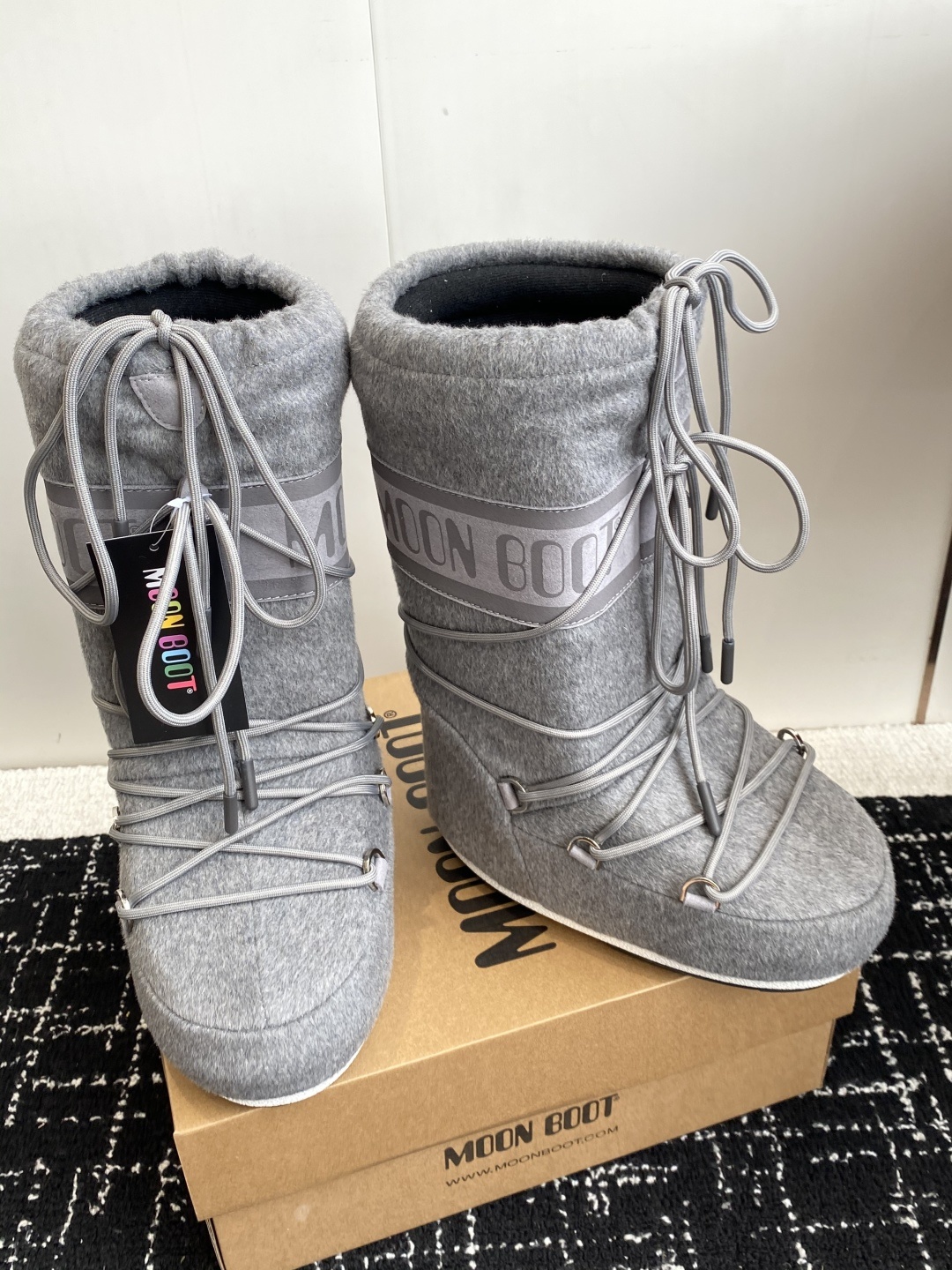 代购级Moon Boot2025vs秋冬最新款雪地靴系列……丑萌雪地短靴忘了UGG吧,时髦人都在穿Moo