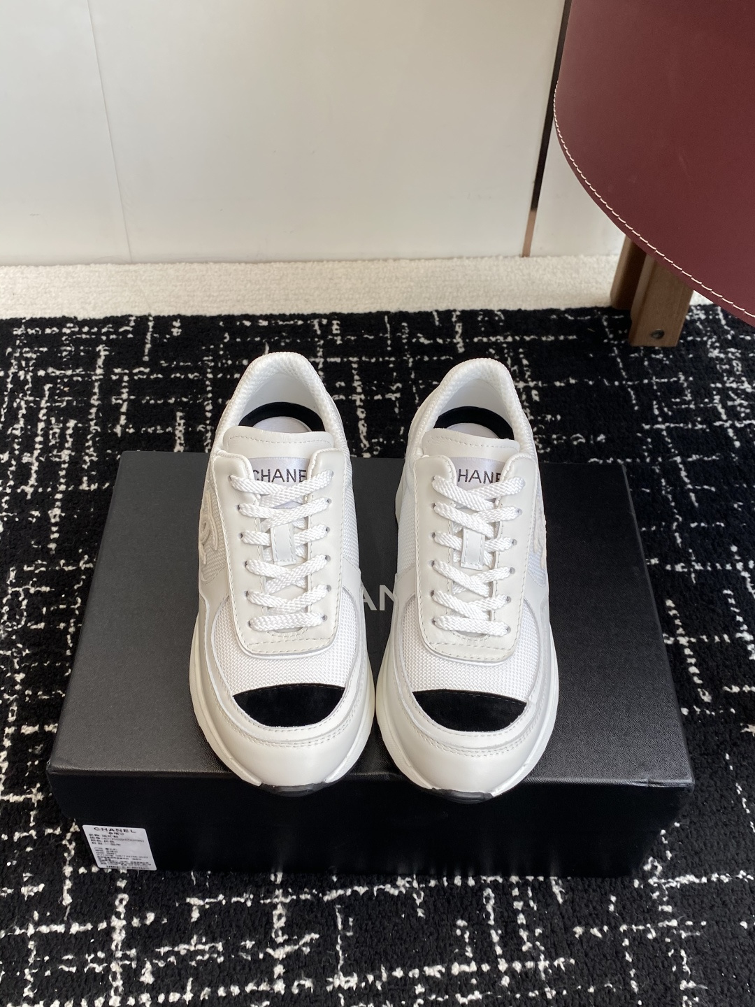 NO:559450,Purchasing agent level CHANEL Chanel's most anticipated high-heeled thick-soled sneakers in 25K. At first glance, they can be worn casually. They double the sense of fashion. They look taller and make a movie. A must-have casual sneaker for shoe lovers. Versatile and suitable for any group of people. Original development. Carefully polished. No pressure in and out of the counter. Upper butter leather + beef tendon + first-layer cowhide. Breathable mesh lining. TPU outsole.  Size35-40 (40 is custom-made and cannot be returned or exchanged), casual shoes/sports shoes, chanel, chanel, sneakers, cowhide19860909代购级 CHANEL 香奈儿25K年度最期待的高跟厚底跟运动鞋  一眼心动 随便一搭 时髦感倍增 显高又出片 爱鞋星人必入的一款休闲运动鞋 百搭增高适应于任何人群 原版开发 仔细打磨 出入专柜无压力 鞋面牛油皮+牛筋+头层牛皮 内里透气网面 鞋底TPU大底 Size35-40（40订做不退换）,休闲鞋/运动鞋,chanel,chanel,sneakers,cowhide,Women's Shoes