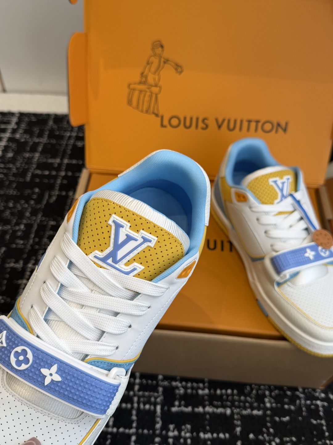 Louis Vuitton Louis Vuitton 25ss 驴家的 trainer板鞋，每个人都必须入的款，绝不后悔