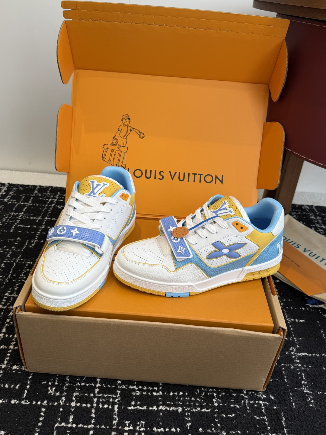 Louis Vuitton Louis Vuitton 25ss 驴家的 trainer板鞋，每个人都必须入的款，绝不后悔