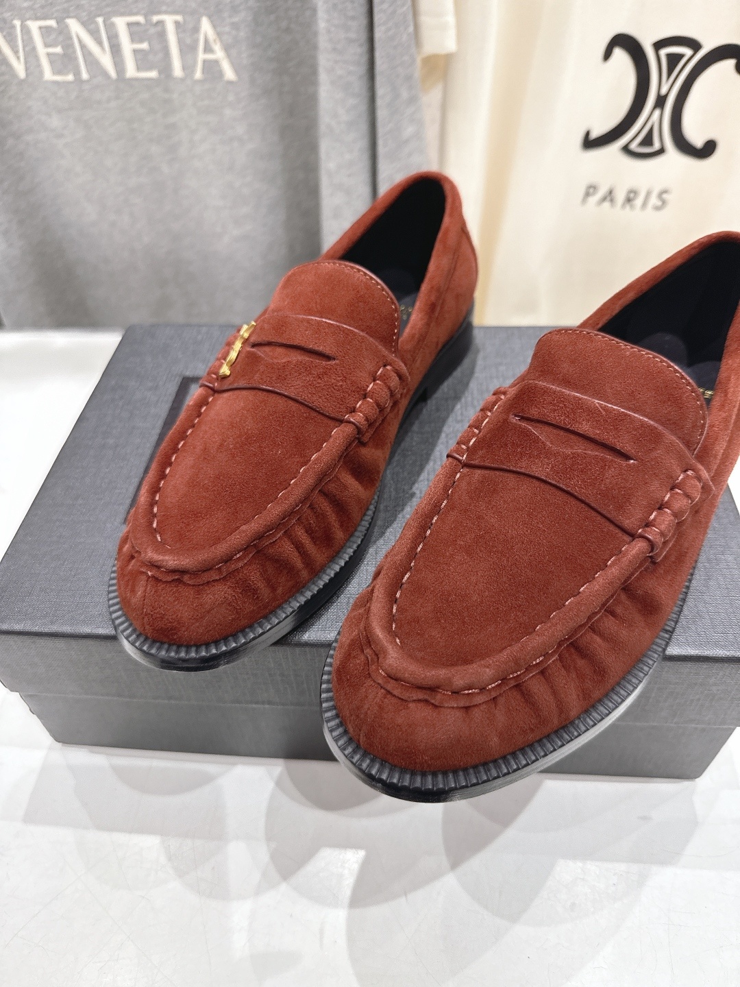 高版本出厂 SAINT LAURENT/圣罗兰YSL 25ss爆款平底玛丽珍一脚蹬乐福鞋,2025全新升