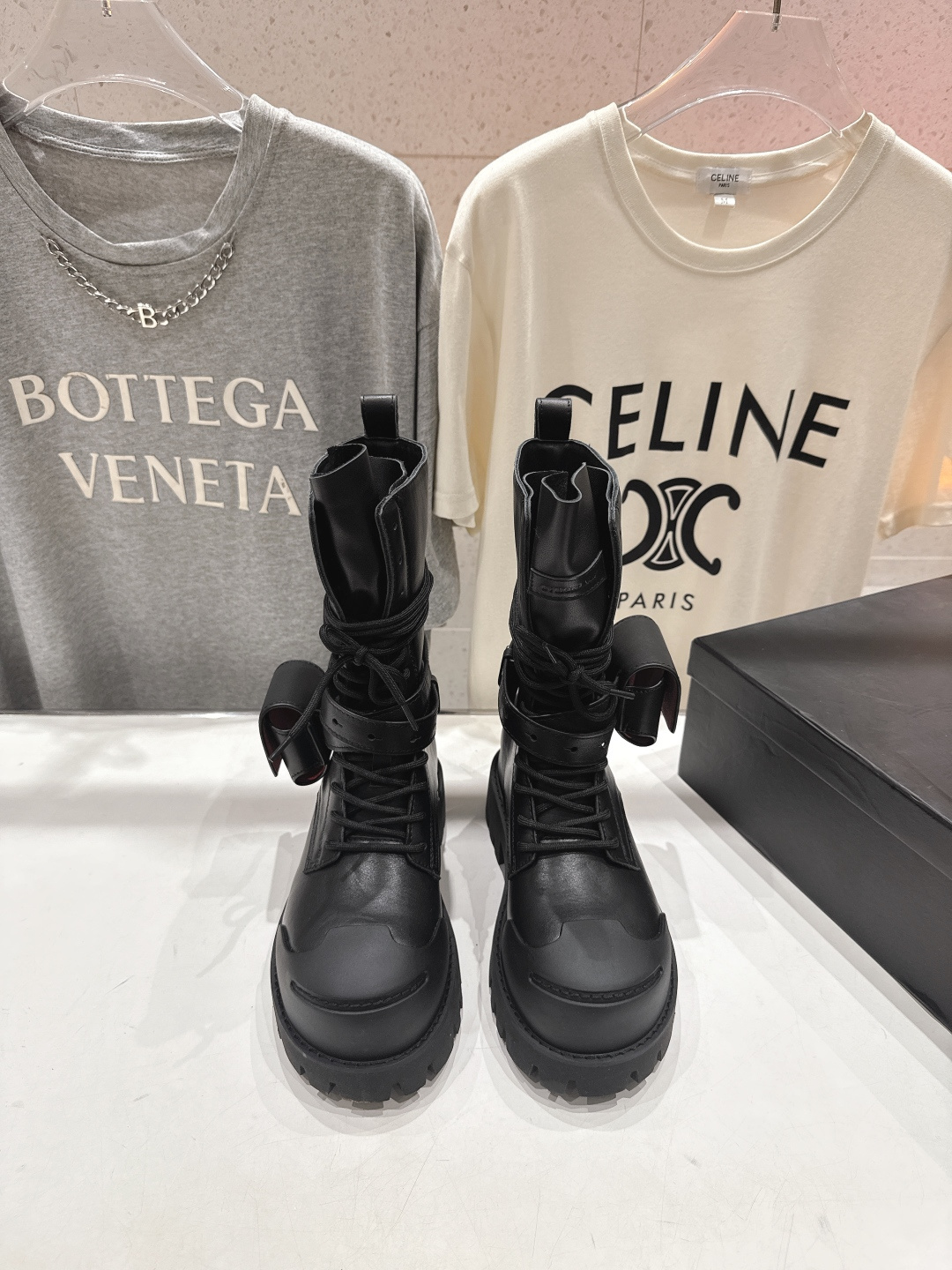 高版本出厂 🆕超🔥小众品牌DYMONLATRY 2025ss秋冬新款厚底工装靴马丁靴绑带中靴自带厚底增高