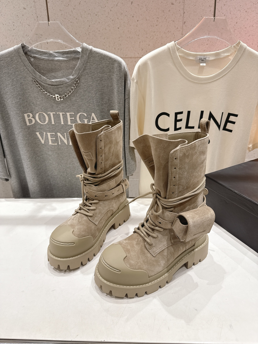 高版本出厂 🆕超🔥小众品牌DYMONLATRY 2025ss秋冬新款厚底工装靴马丁靴绑带中靴自带厚底增高