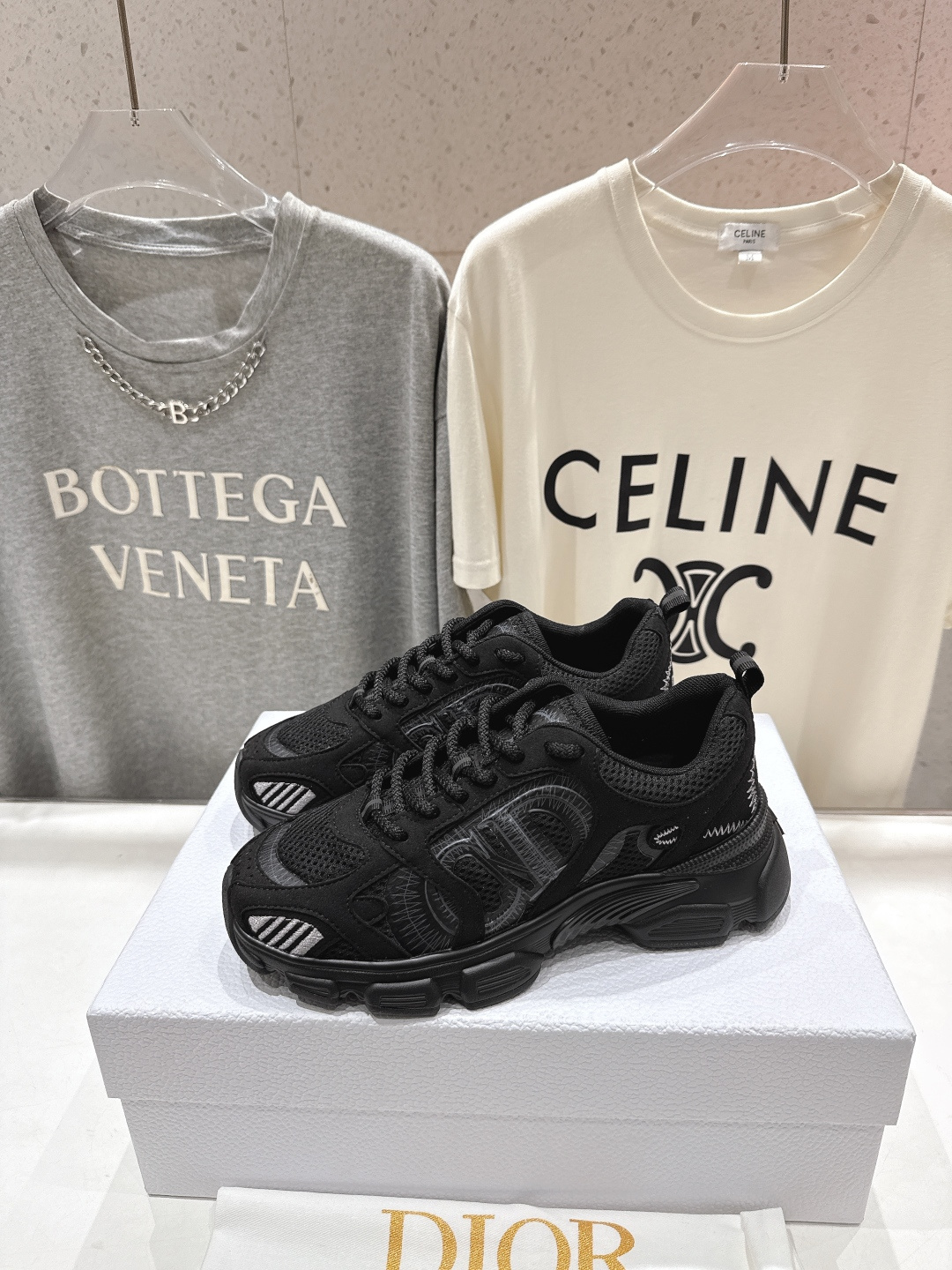 市场高版本 Dior*迪奥D家2025ss秋冬新款厚底休闲运动鞋老爹鞋，融入d家高定精神诠释经典跑鞋！原