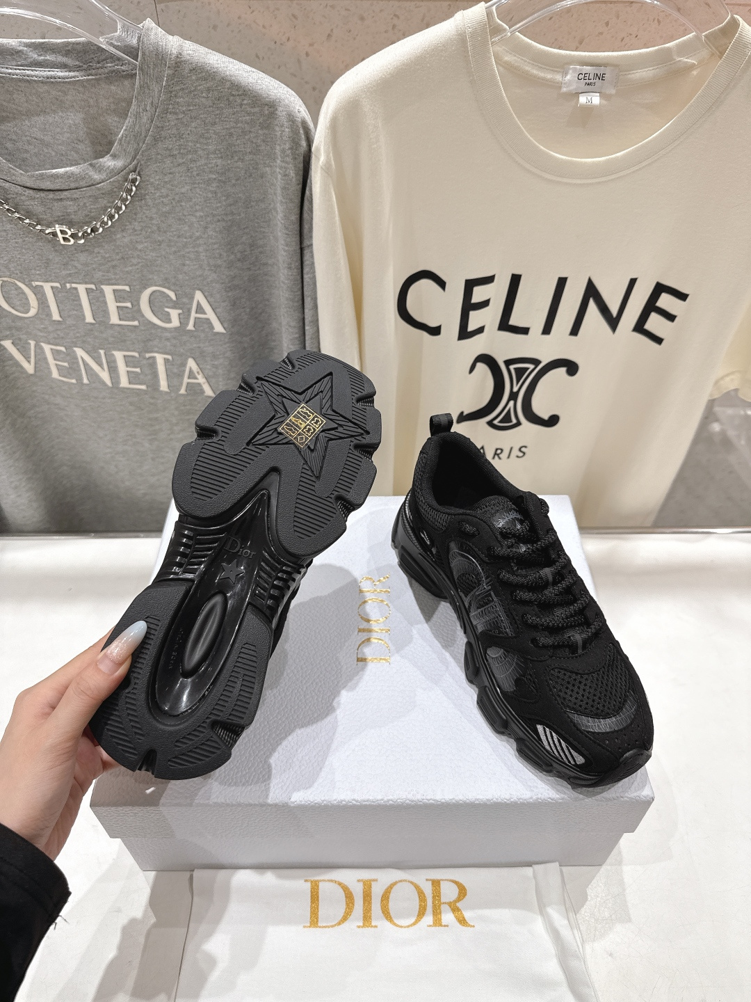 市场高版本 Dior*迪奥D家2025ss秋冬新款厚底休闲运动鞋老爹鞋，融入d家高定精神诠释经典跑鞋！原