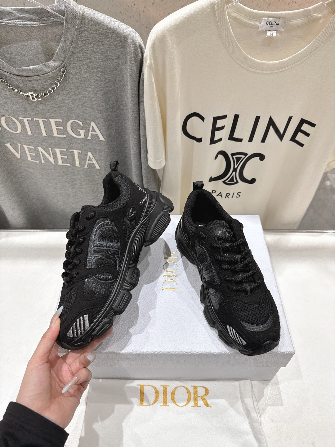 市场高版本 Dior*迪奥D家2025ss秋冬新款厚底休闲运动鞋老爹鞋，融入d家高定精神诠释经典跑鞋！原