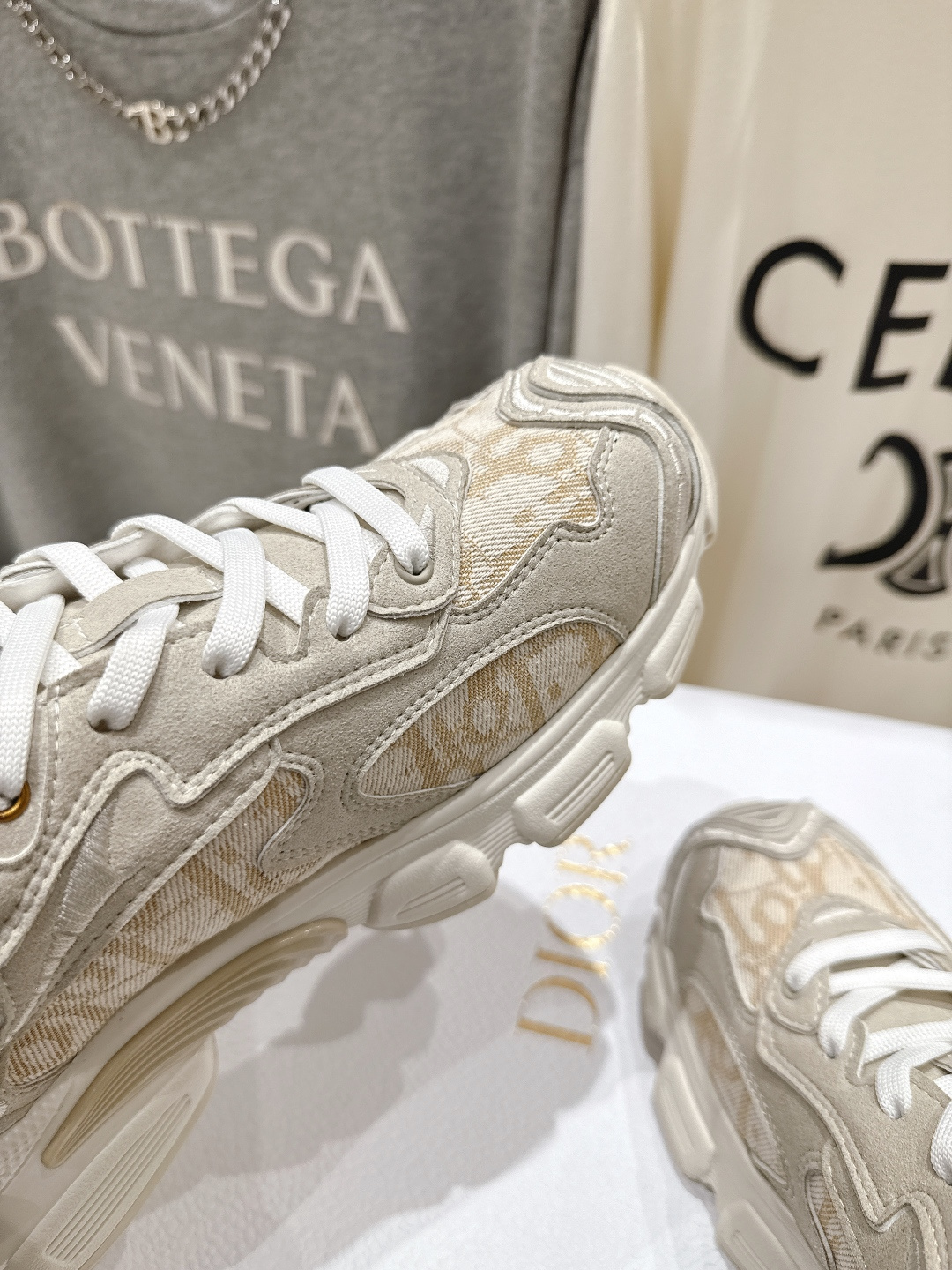 市场高版本 Dior*迪奥D家2025ss秋冬新款厚底休闲运动鞋老爹鞋，融入d家高定精神诠释经典跑鞋！原