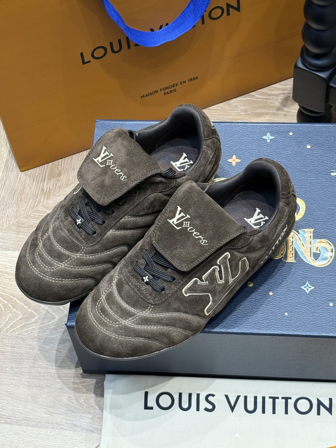 NO:482093,Louis Vuitton donkey brand football shoes Wang Jiaer's fashionable items women's size 35 36 37 38 39 40 women's size 560 men's size 40 41 42 43 44 men, casual shoes/sports shoes, louis vuitton, louis vuitton, sneakers19860909Louis Vuitton 驴牌足球鞋 王嘉尔同款时髦单品 女码35 36 37 38 39 40女560 男码40 41 42 43 44 男,休闲鞋/运动鞋,louis vuitton,louis vuitton,sneakers,Women's Shoes