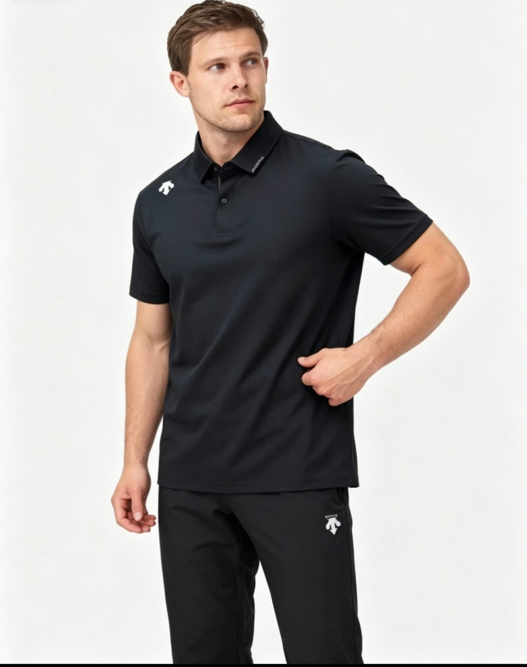 NO:846921,Descente's new counter suit, men's lapel polo short-sleeved shirt, available simultaneously at the counter, simple, fashionable and versatile, high-end quality, brand logo design on the chest, high-definition mercerized cotton fabric, silky and shiny fabric, no-iron, anti-wrinkle, full of drape, no matter how you ravage it, it will remain smooth as ever!  Comfortable and cool to wear, breathable, high-grade and high-quality, fashionable and casual!  Actual shooting ……………………………………………………………… SizeM-XXXL,,T-shirt,19860909迪桑特 专柜新款套装 男士翻领Polo衫短袖 柜台同步发售 简洁时尚百搭 高端品质 胸前品牌logo设计 高定丝光棉面料 面料丝滑冰感有光泽,免烫抗皱垂感十足,不论你如何蹂躏都会顺滑如初！ 穿着舒适冰凉 透气 档次高很有质感 时尚又休闲！实物拍摄 …………………………………………………… SizeM-XXXL,,T-shirt,,Men's clothing