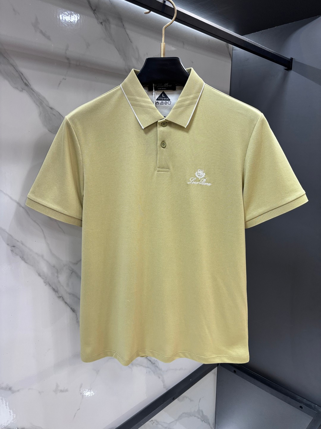 NO:839240,The best-selling polo in Lss early spring counters is original and customized. The fabric is made of wool pique cotton. It is light and breathable. The upper body is silky and comfortable. It is high-end, classic and versatile!  ……………………………………………………………… SizeM-XXXXl,,19860909Lss早春专柜热销款polo 原版定制 面料选用羊毛珠地棉 轻薄透气 上身丝滑舒适 高端大气经典百搭！…………………………………………………… SizeM-XXXXl,,,Men's clothing