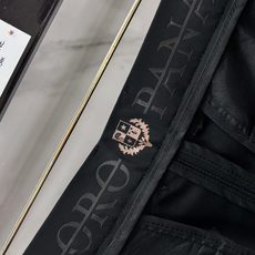 Loro Piana 专柜热销新款休闲西裤,顶级高端出货,真正顶级代加工厂严格工序,适合出示各种聚会高级 Loro Piana 专柜热销新款休闲西裤,顶级高端出货,真正顶级代加工厂严格工序,适合出示各种聚会高级