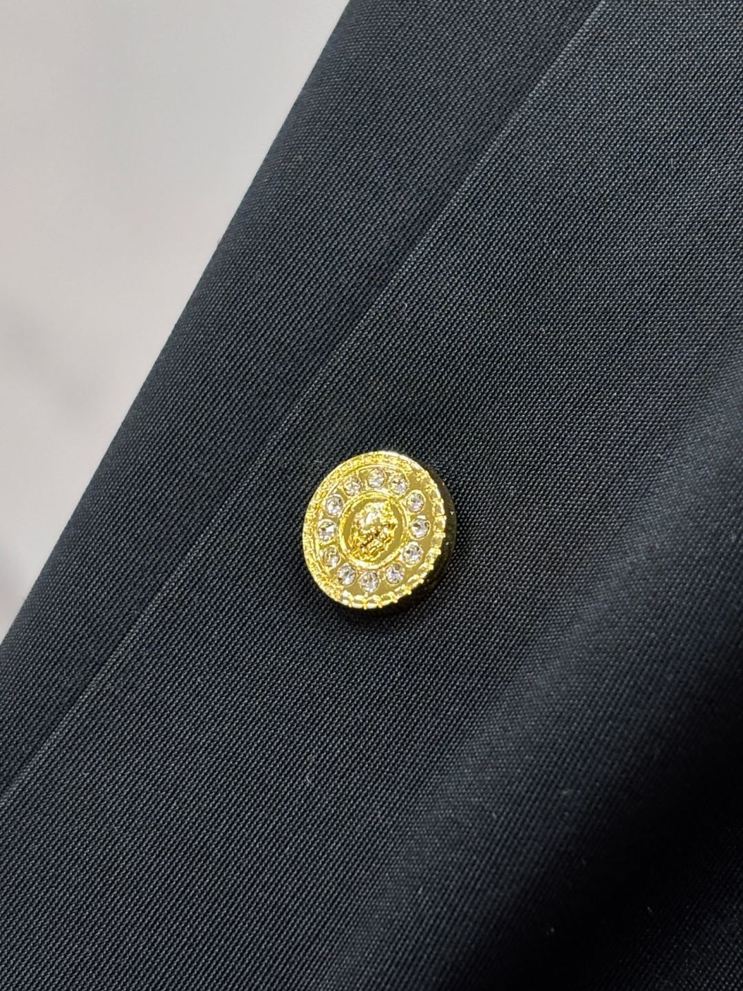 Loro Piana ss新款翻领短袖衬衫，定制顶级冰爽锦氨无痕衬衫🔥！重工艺设计，时尚大牌元素logo