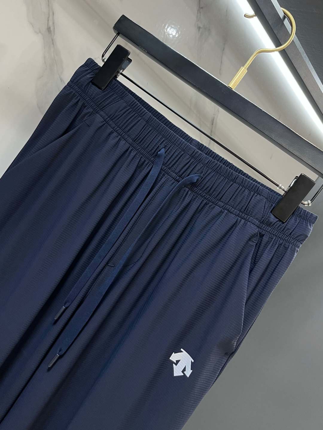 迪桑特 专柜新款套装 男士翻领Polo衫短袖 柜台同步发售  简洁时尚百搭 高端品质 胸前品牌logo设