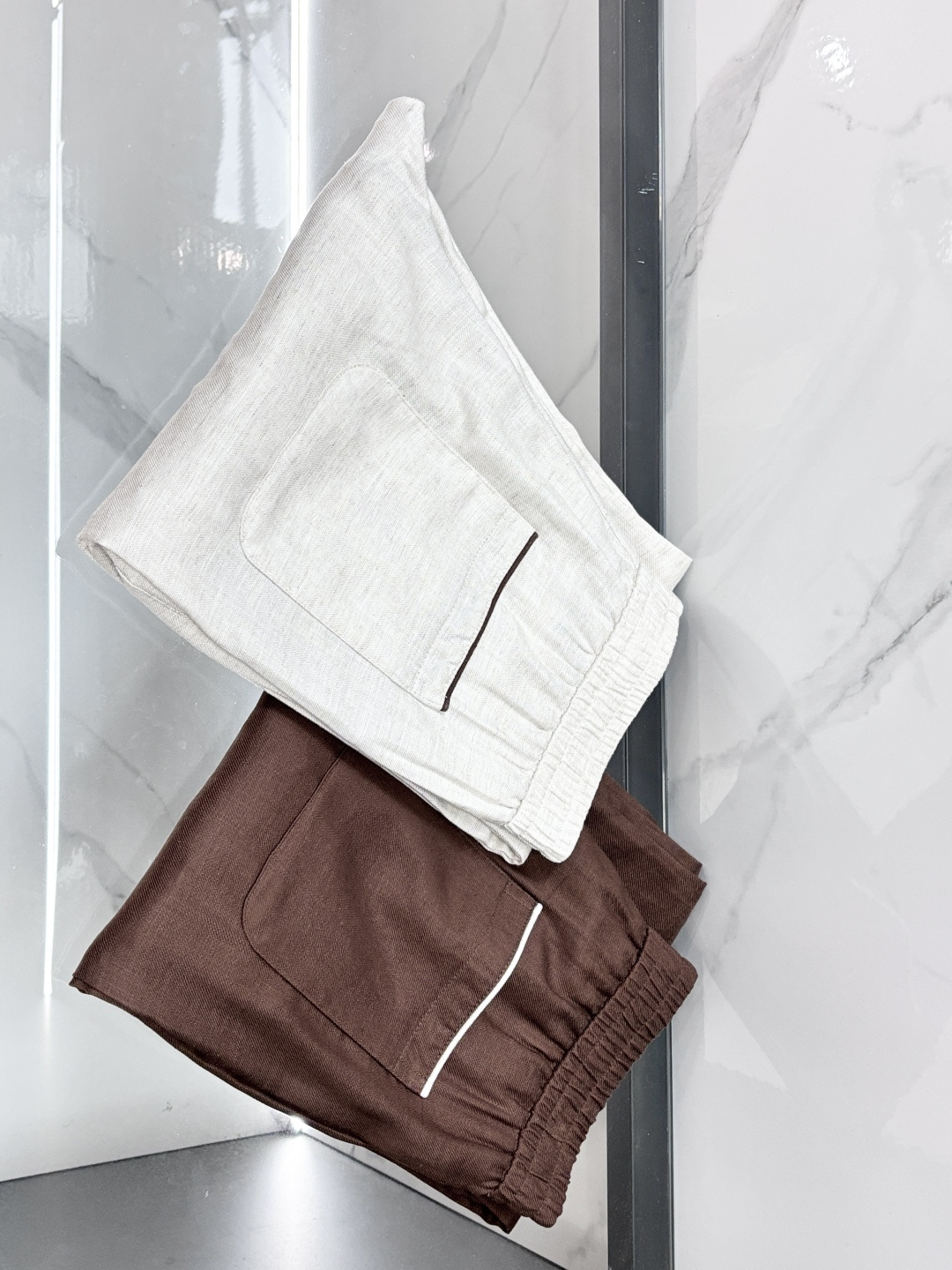 NO:915316,Zegna's new casual pants for early autumn, old money style, simple and elegant, low-key luxury, imported linen comfortable, loose and stylish, flattering long legs…………………………………………………… Sizem-xxxxl,,zegna,19860909杰尼亚 早秋新品休闲裤,老钱风简约大气低调奢华,进口亚麻舒适,松弛有型拉满,修饰大长腿…………………………………………………… Sizem-xxxxl,,zegna,,Men's clothing