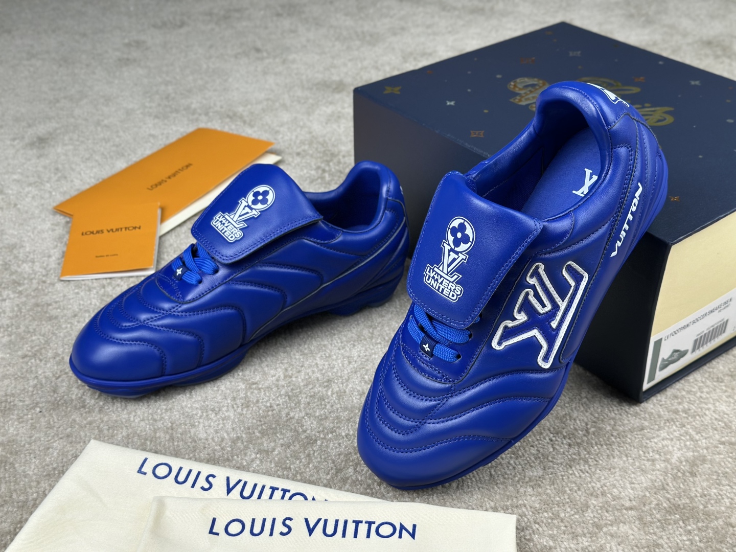 Louis Vuitton Footprint Blue Sneakers Top Quality Size 39-46 4 cmp i1741972698068 9997 0 2