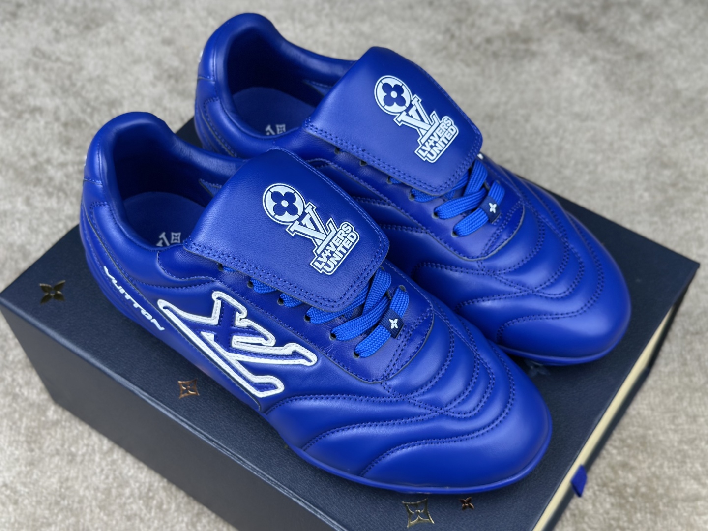 Louis Vuitton Footprint Blue Sneakers Top Quality Size 39-46 3 cmp i1741972698072 7687 0 1